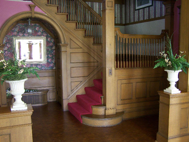 brubakerhomeinterior-stairs.jpg