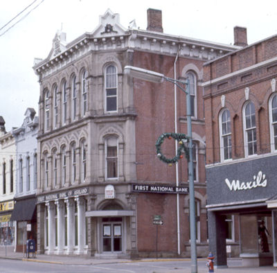 firstnationalbankandfirestonebuilding.jpg